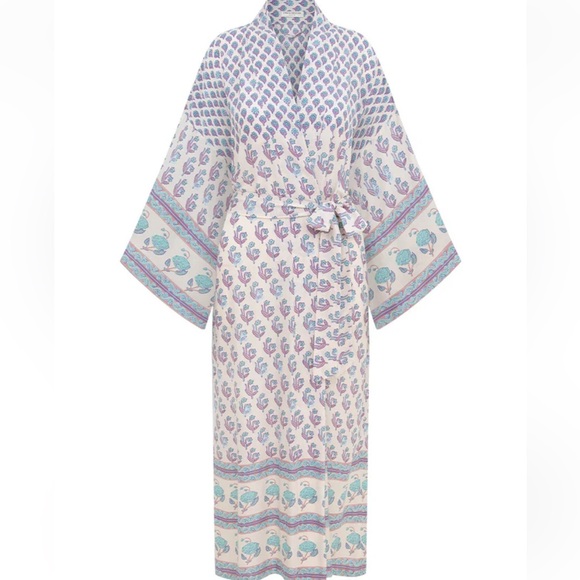 😍🤍🩵 Spell Bohemian Royale Maxi Robe Sz: M/L Color: Dusk. EUC! 🩵🤍😍 - Picture 14 of 17